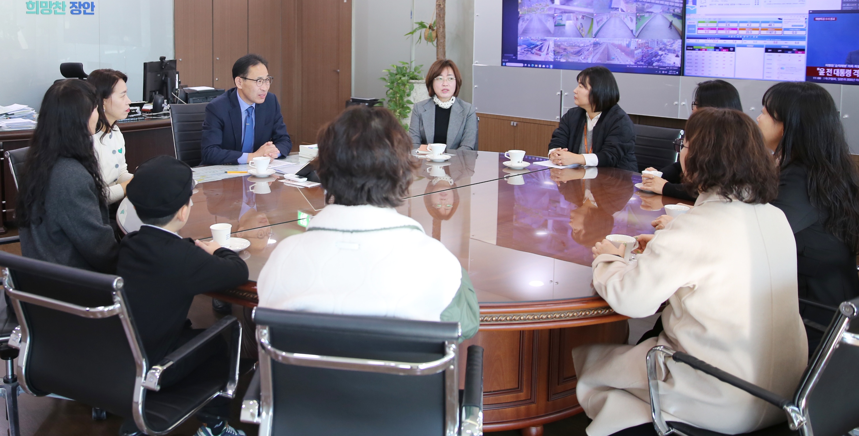 장안구 어린이집 연합회 수익금 전달식6번 사진